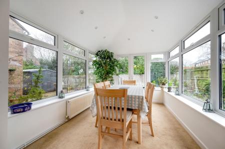 4 bedroom Detached house for sale in Burley Road, Oakham, LE15