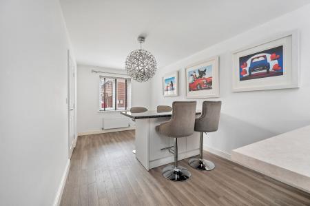 4 bedroom Terraced House for sale in Blackwater Road, Barleythorpe, LE15