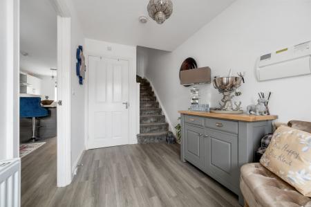 4 bedroom Semi-detached house for sale in Blackwater Road, Barleythorpe, LE15