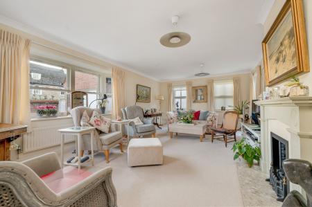 3 bedroom Detached house for sale in Alwyne Close, Oakham, LE15