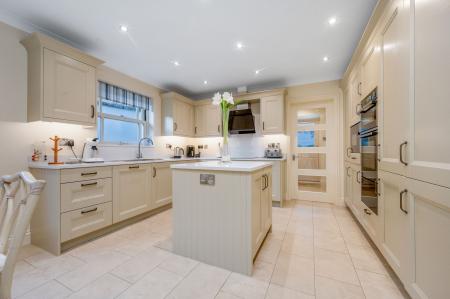 3 bedroom Detached house for sale in Alwyne Close, Oakham, LE15
