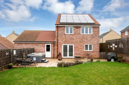 4 bedroom Detached house for sale in Begy Gardens, Greetham, LE15