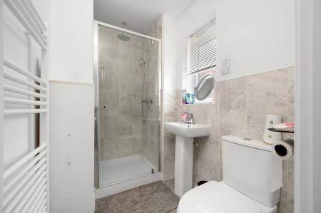 3 bedroom Semi-detached house for sale in Tollesbury Avenue, Barleythorpe, LE15