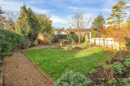 4 bedroom Terraced House for sale in West Road, Oakham, LE15