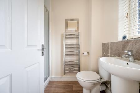 3 bedroom Detached house for sale in Farrer Way, Barleythorpe, LE15