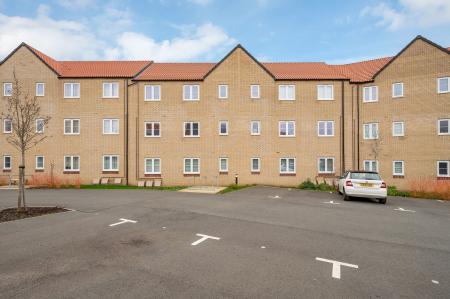 2 bedroom Flat for sale in Stud Road, Barleythorpe, LE15