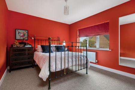 4 bedroom Detached house for sale in Alsthorpe Road, Oakham, LE15