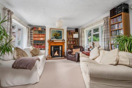 4 bedroom Detached bungalow for sale in Springfield Way, Oakham, LE15