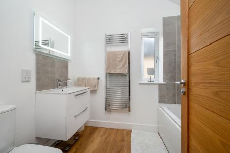 3 bedroom Detached house for sale in Seaton Road, Glaston