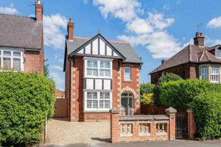 Station Road, Oakham, LE15