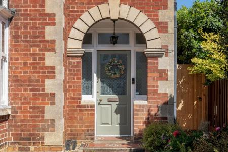 3 bedroom Detached house for sale in Station Road, Oakham, LE15