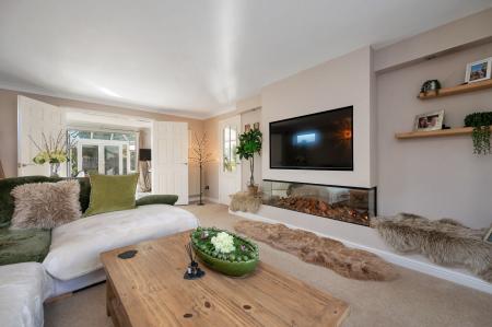 4 bedroom Detached house for sale in Schofield Road, Oakham, LE15