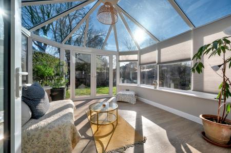 4 bedroom Detached house for sale in Schofield Road, Oakham, LE15