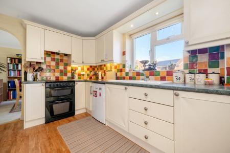 4 bedroom Detached house for sale in Camrose Close, Oakham, LE15