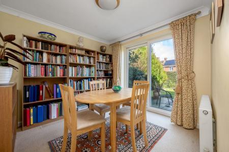 4 bedroom Detached house for sale in Camrose Close, Oakham, LE15