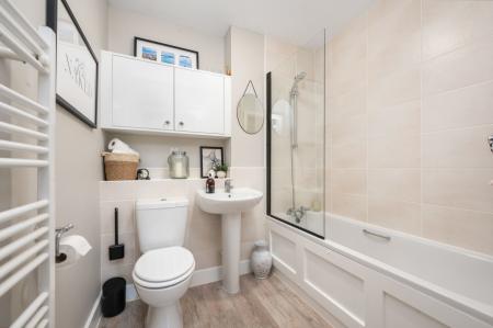 2 bedroom Flat for sale in Livery House, Stud Road, Barleythorpe