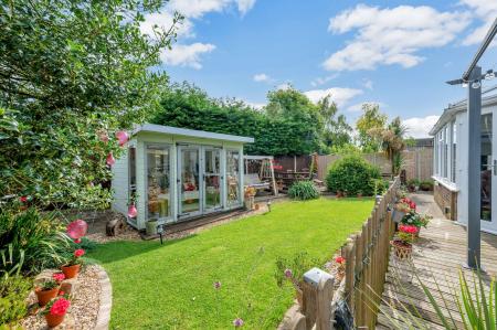 4 bedroom Detached house for sale in Welland Way, Oakham, LE15