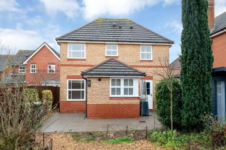 3 bedroom Detached house for sale in Livingstone Close, Oakham, LE15