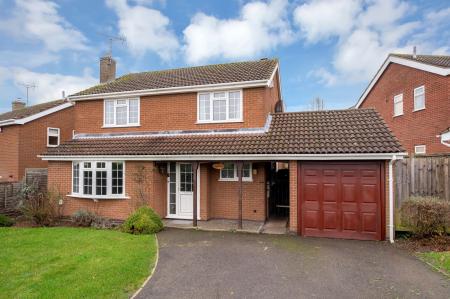 Edmonton Way, Oakham, LE15