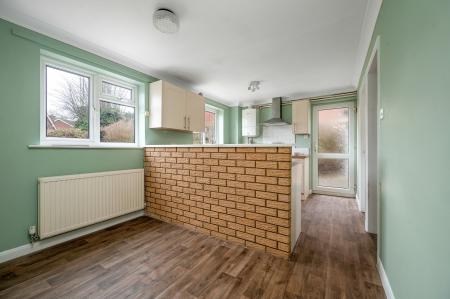 4 bedroom Detached house for sale in Edmonton Way, Oakham, LE15