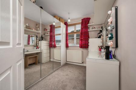 5 bedroom Detached house for sale in Balmoral Road, Oakham, LE15