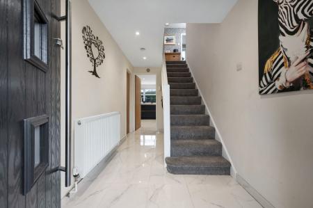 5 bedroom Detached house for sale in Balmoral Road, Oakham, LE15