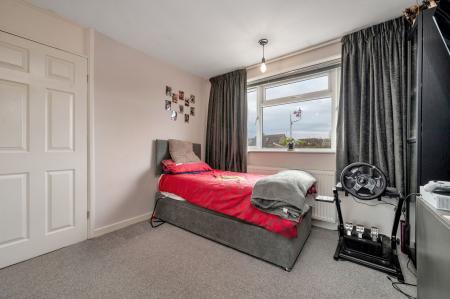 5 bedroom Detached house for sale in Balmoral Road, Oakham, LE15