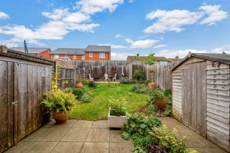3 bedroom Terraced House for sale in Bayleys Close, Empingham, LE15