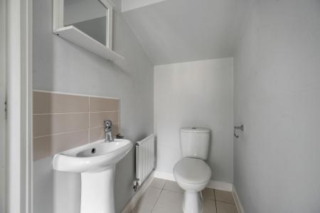 3 bedroom Terraced House for sale in Kempton Drive, Barleythorpe, LE15