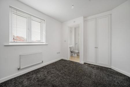 3 bedroom Terraced House for sale in Kempton Drive, Barleythorpe, LE15