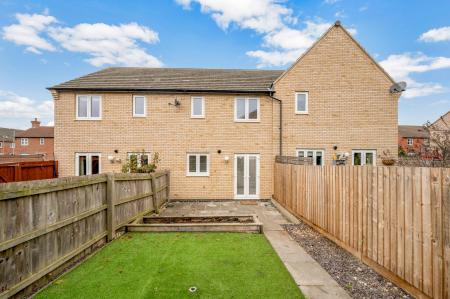 3 bedroom Terraced House for sale in Kempton Drive, Barleythorpe, LE15