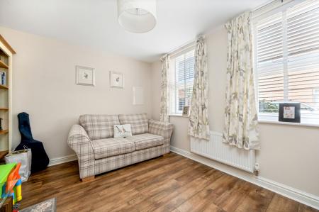 5 bedroom Detached house for sale in Blacksmiths Avenue, Barleythorpe, LE15