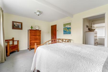 4 bedroom Detached house for sale in Kings Close, Market Overton, LE15