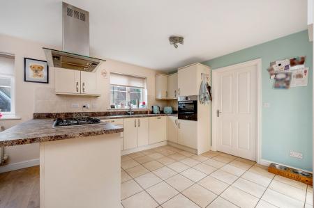 4 bedroom Detached house for sale in Gretton Street, Barleythorpe, LE15