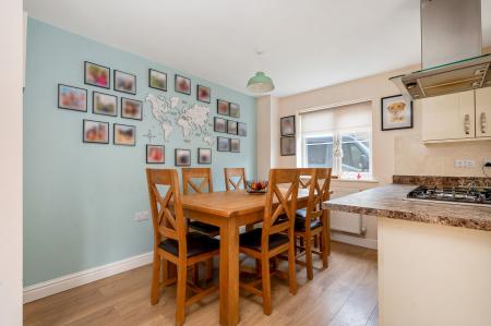 4 bedroom Detached house for sale in Gretton Street, Barleythorpe, LE15