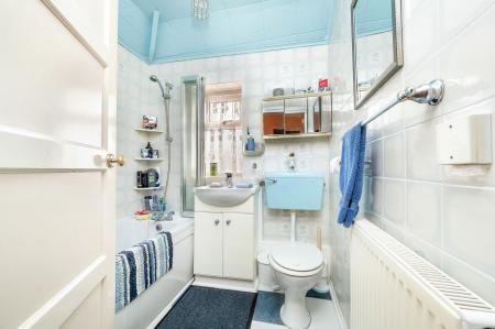 3 bedroom Semi-detached house for sale in Cold Overton Road, Oakham