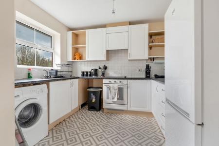 2 bedroom Flat for sale in Linnet Court, Uppingham, LE15