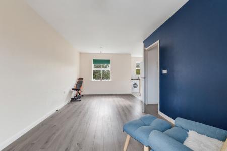 2 bedroom Flat for sale in Linnet Court, Uppingham, LE15
