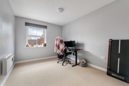 2 bedroom Flat for sale in Linnet Court, Uppingham, LE15