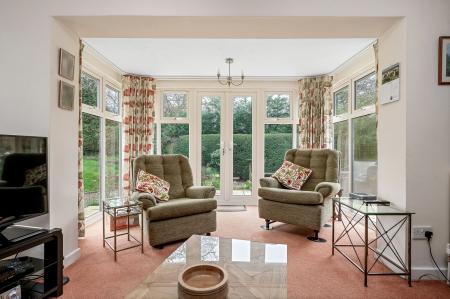 4 bedroom Detached house for sale in Burley Road, Oakham, LE15