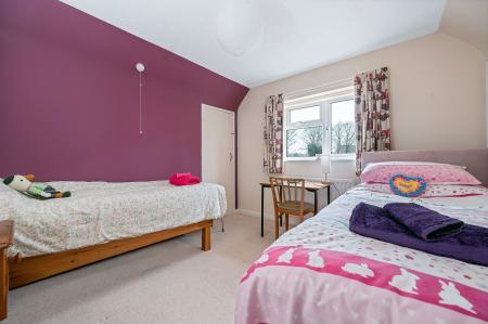 4 bedroom Detached house for sale in Burley Road, Oakham, LE15