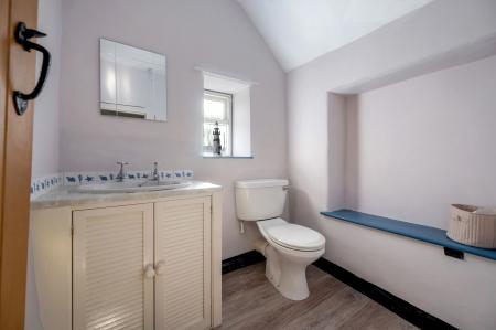 4 bedroom Detached house for sale in Main Street, Greetham, LE15