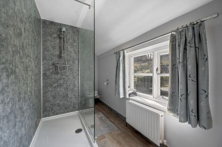 4 bedroom Detached house for sale in Main Street, Greetham, LE15