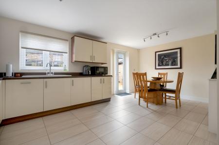 4 bedroom Detached house for sale in Aintree Avenue, Barleythorpe, LE15