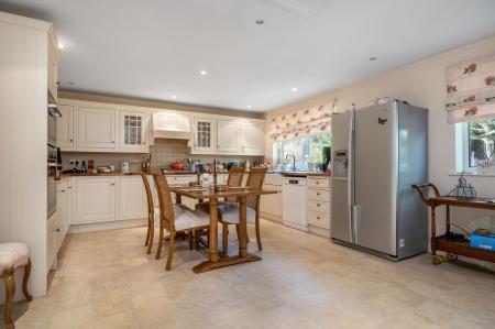 3 bedroom Detached bungalow for sale in Edmonton Way, Oakham, LE15