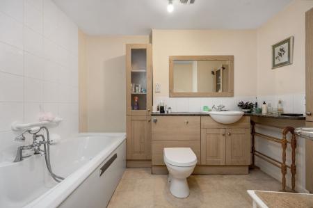 3 bedroom Detached bungalow for sale in Edmonton Way, Oakham, LE15