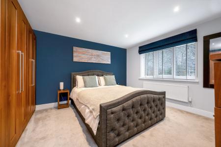 4 bedroom Detached house for sale in Robin Close, Oakham, LE15