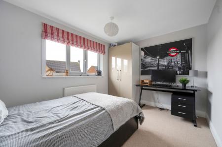 4 bedroom Detached house for sale in Robin Close, Oakham, LE15