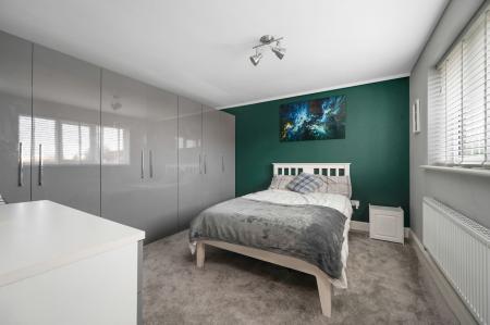 4 bedroom Detached house for sale in Robin Close, Oakham, LE15