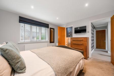 4 bedroom Detached house for sale in Robin Close, Oakham, LE15